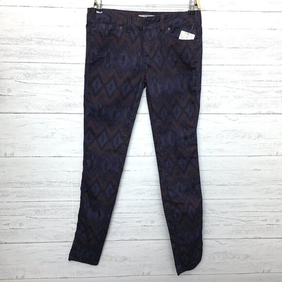 NEW Free People Skinny Jeans Deep Plum Aztec Print Stretch size 27 length 32" - Picture 1 of 7